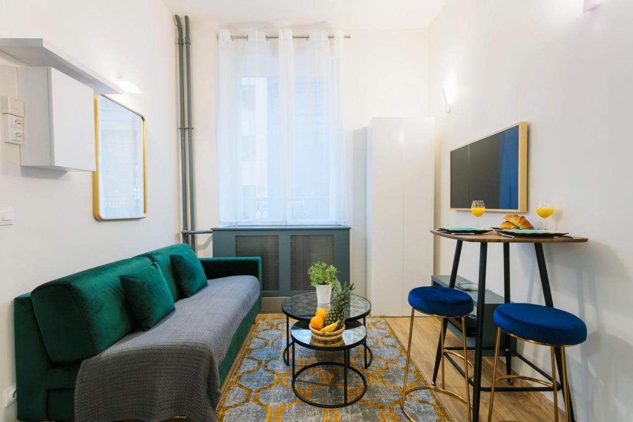 Madeleine - Concorde Private Studio Apartment *