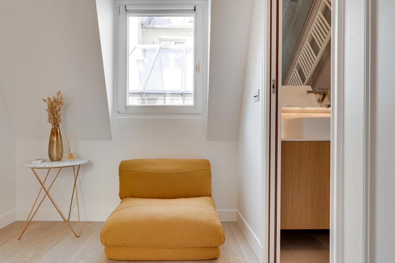 Ultra Town House By Architect - Louvre *