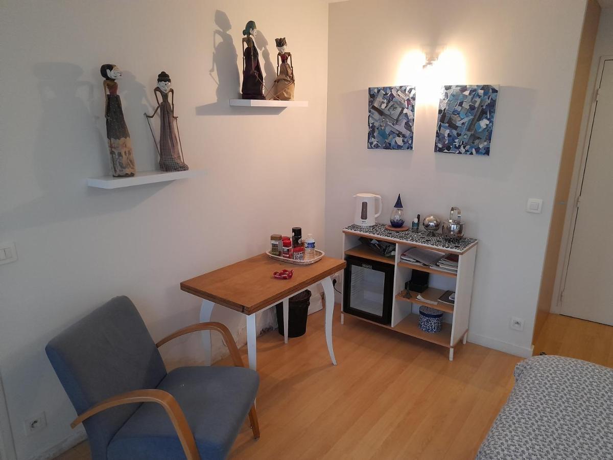 Porte De Versailles Homestay *