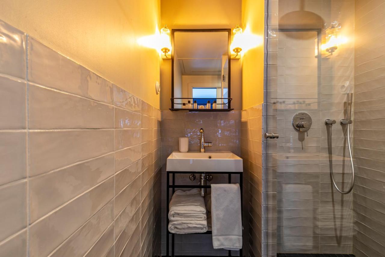 Maison Barbes 4*
