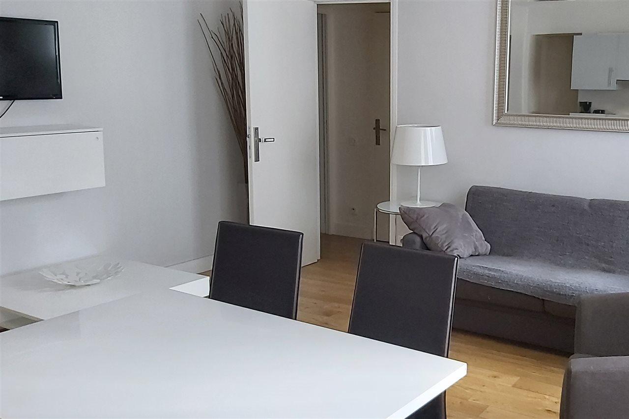 Bridgestreet Opera Apartment *