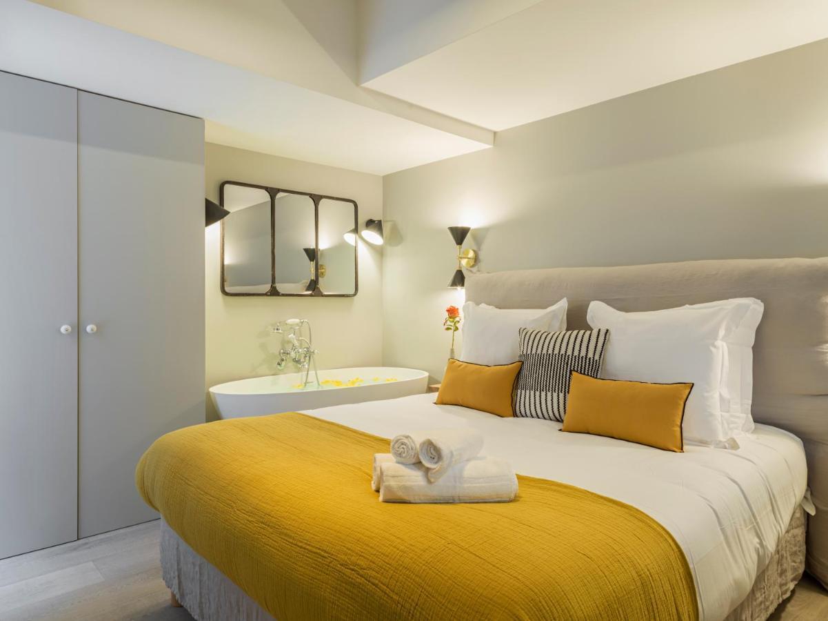 Apartment Fabulous Grey Paris