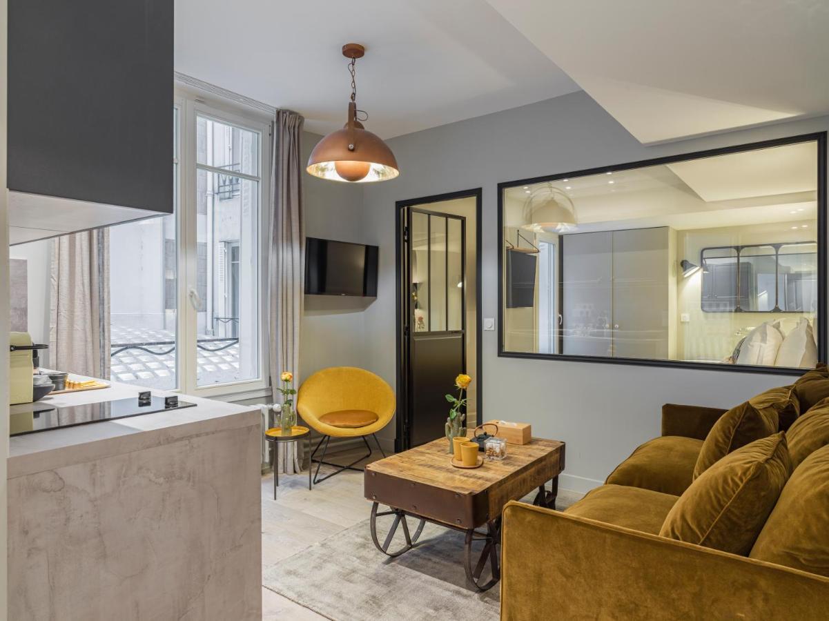Apartment Fabulous Grey Paris