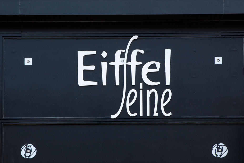 Hotel Eiffel Seine Paris