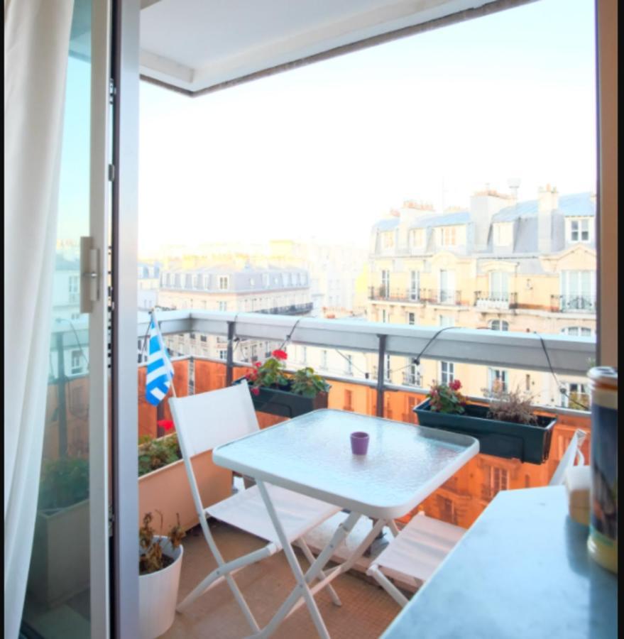 Beautiful And Bright Appt With Eiffel Tower View *