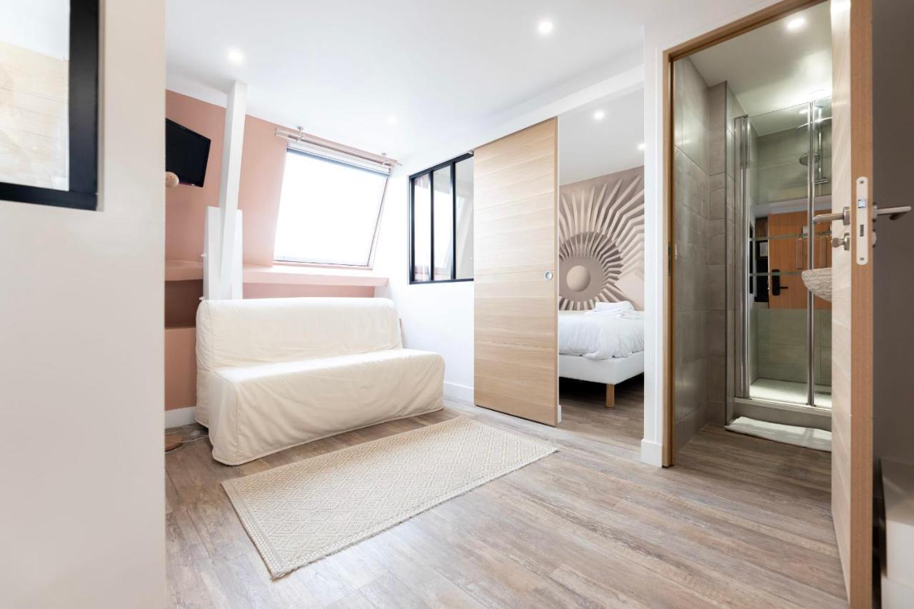 Amazing Under The Roof In 8th Apartment *