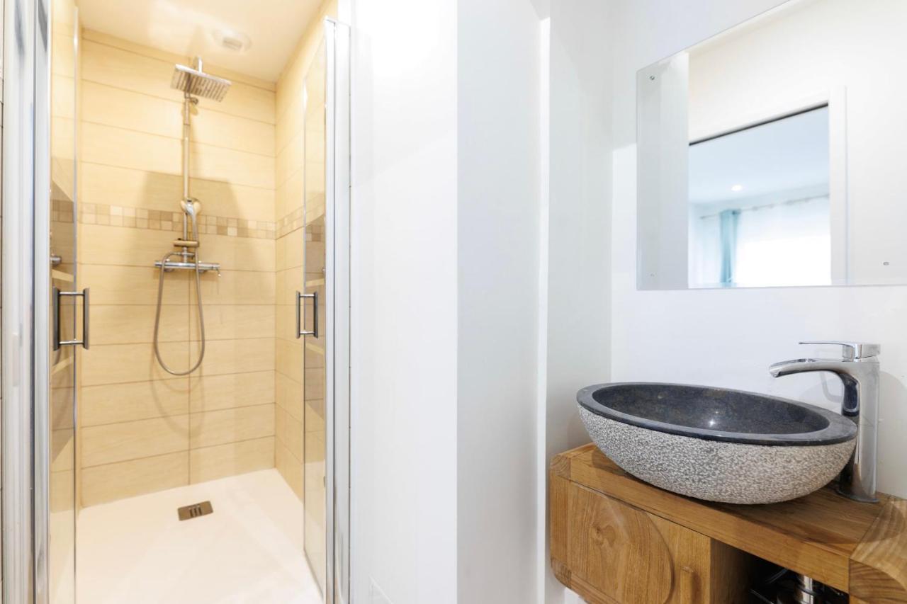 Appartement Confortable Next To Montmartre Opéra Gare Saint Lazare Paris