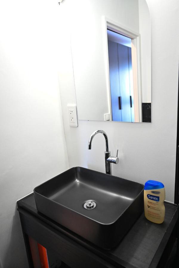 Apartamento Luxury Canal St Martin&parking Paris