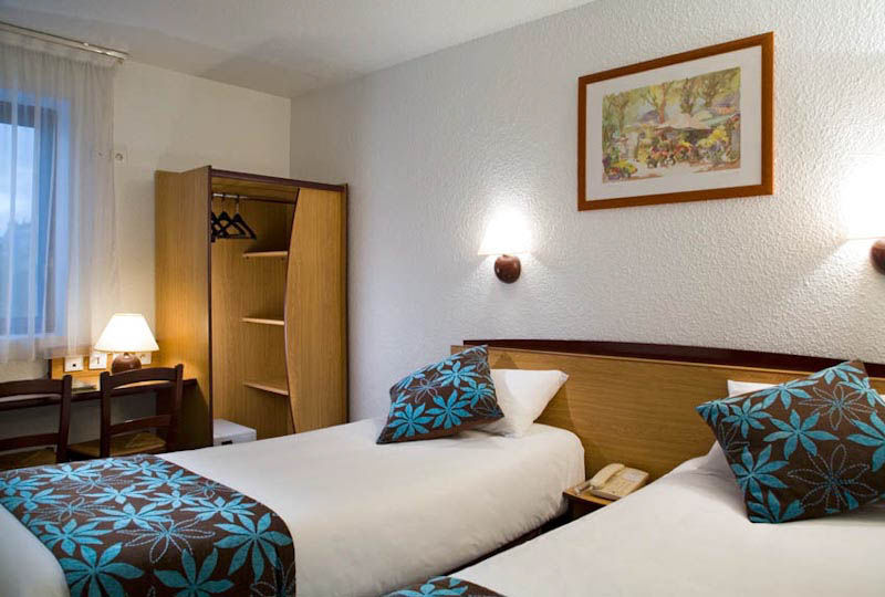17 Batignolles Hotel