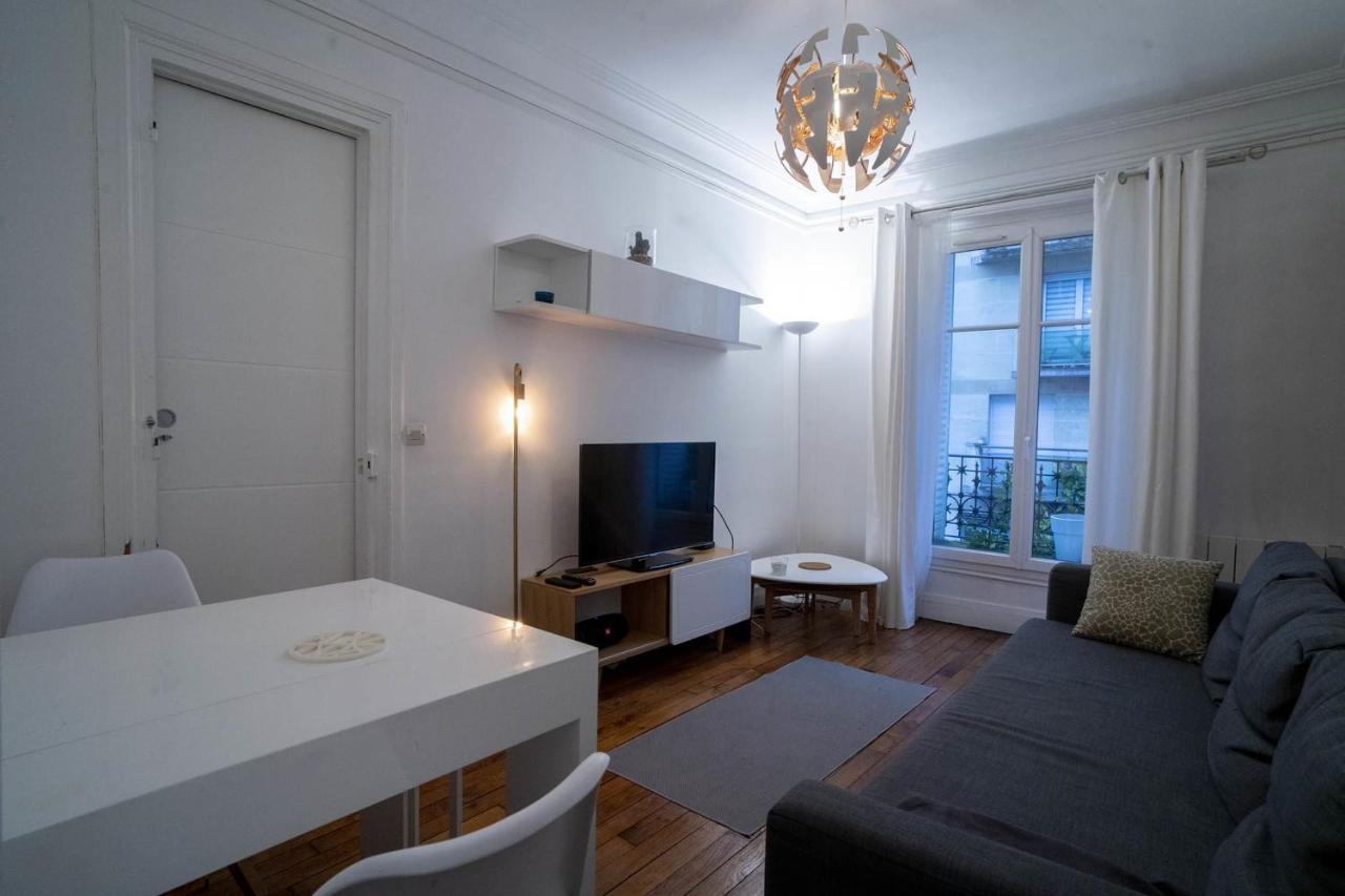 Bright Cocoon For 2 Near The Sacre Coeur Paris