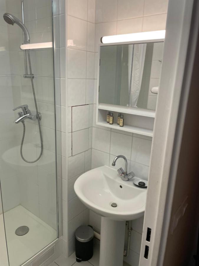 Cite Bergere Apartment