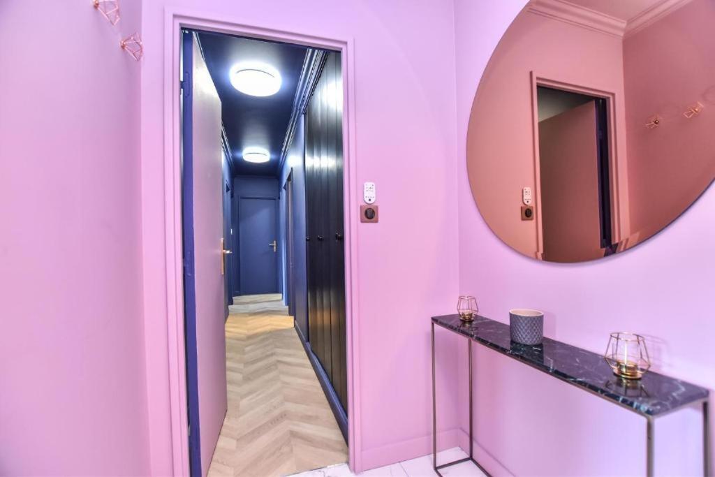 Luxury La Vie En Rose Jacuzzi Terrasse Parking Apartment Paris