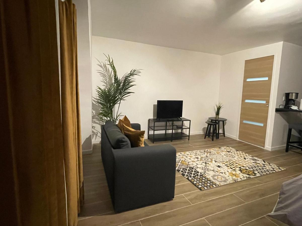 Appartement Aks Proche Gare De L'est Et Nord Paris