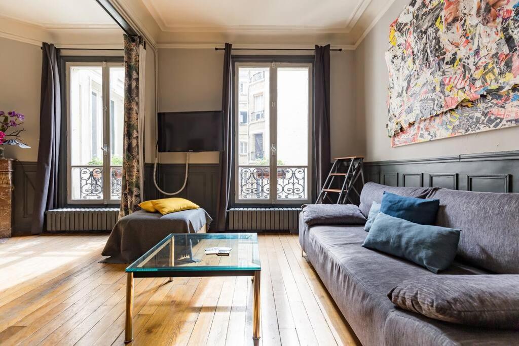Apartamento Spacious And Bright 2 Bedroom Apartment, Typically Parisian, Montmartre-opera, *