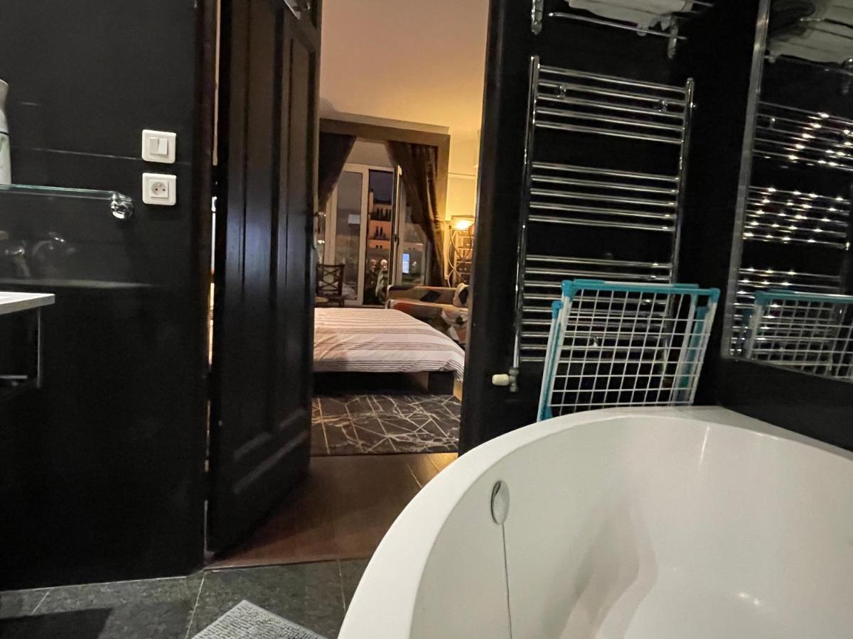 Elysees Vip * Paris