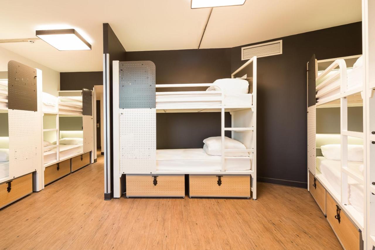 Hostel Generator *