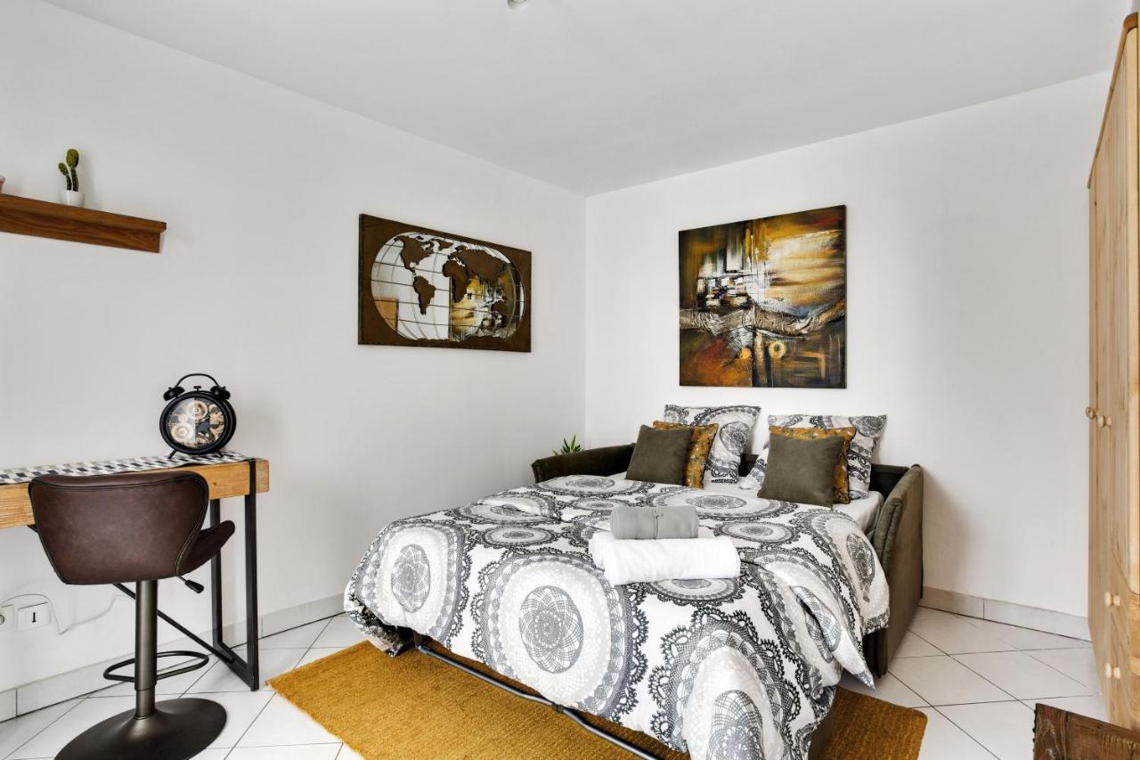 Chic Studio With Terrace Downtown Apartment Paris