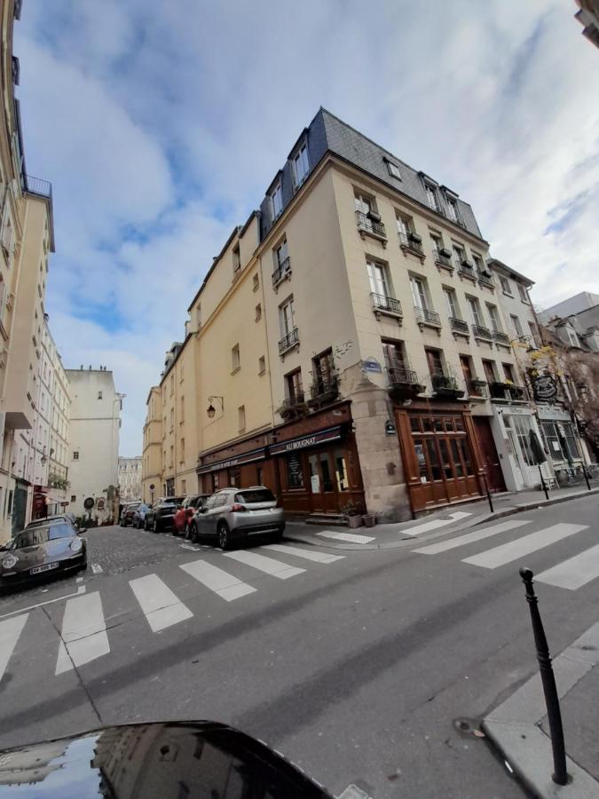 Appartement Cosy 2 Pièces Typiquement Parisien à Notre-dame Paris