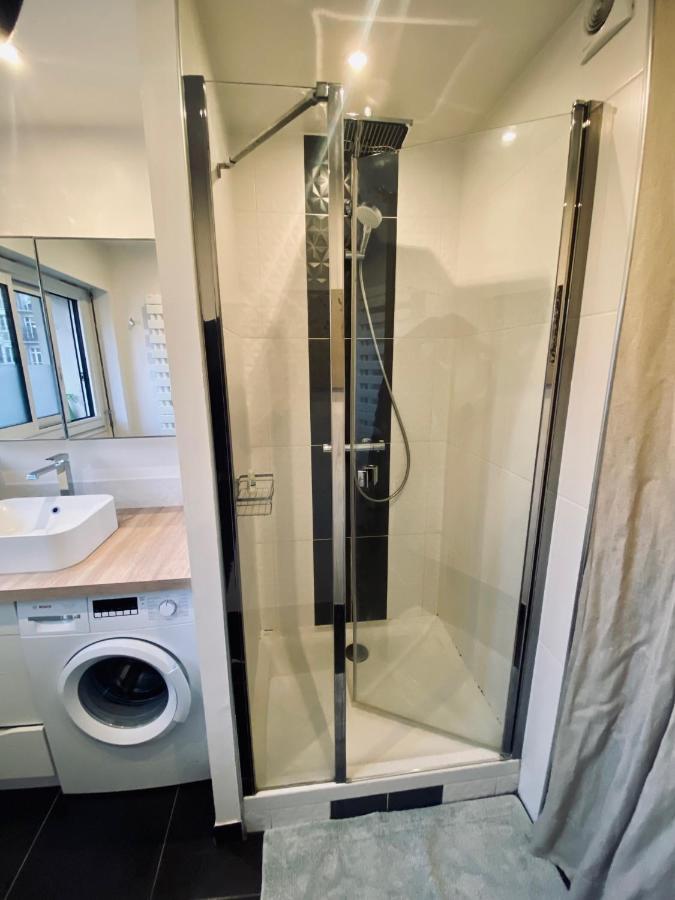 New, Appartement Au Calme, Balcon Sur Parc Prive