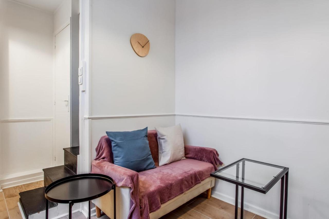 Flat Two Steps To Folies-bergères At The Heart Of - Welkeys