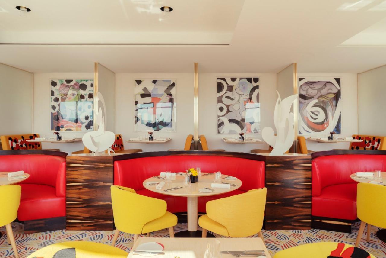 Cheval Blanc & Dior Cheval Blanc Hotel