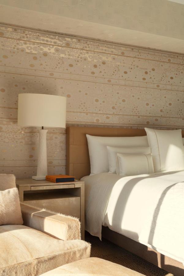 Cheval Blanc & Dior Cheval Blanc Hotel Paris