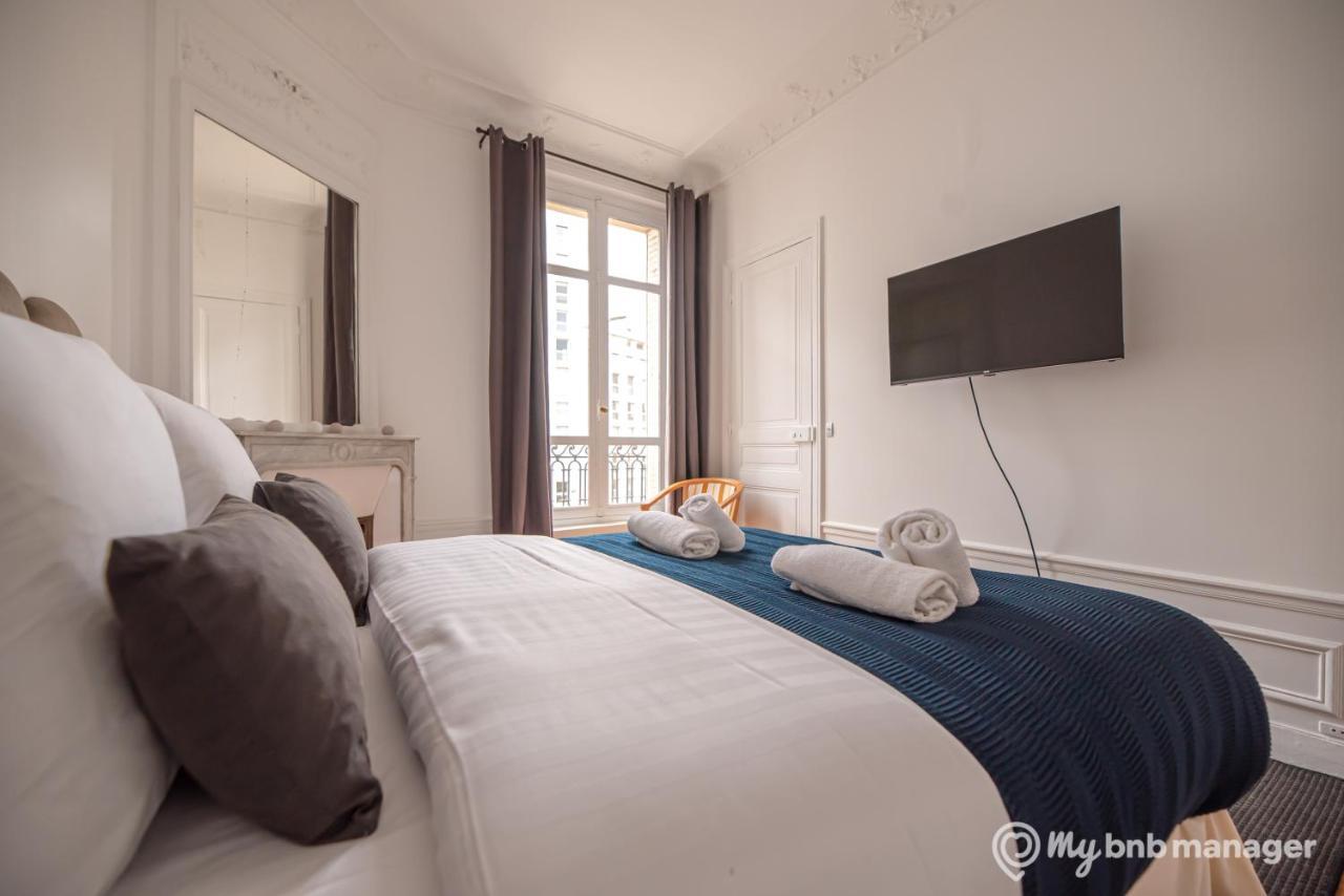 Appart hôtel Mbm - Eiffel Tower View *
