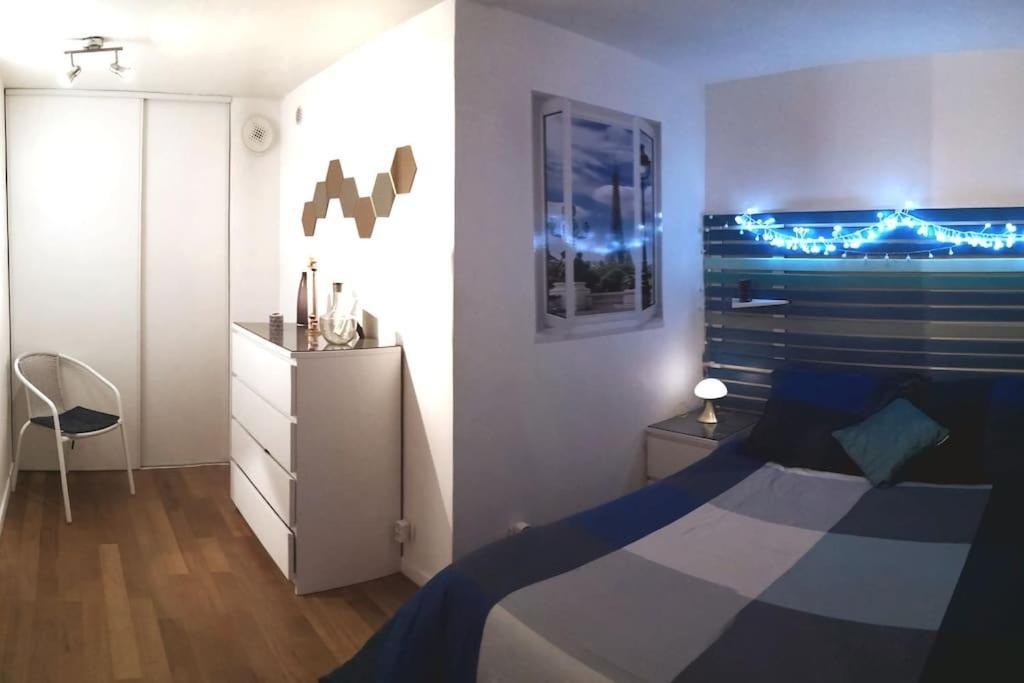 A Very Calm Loft In Bastille Paris