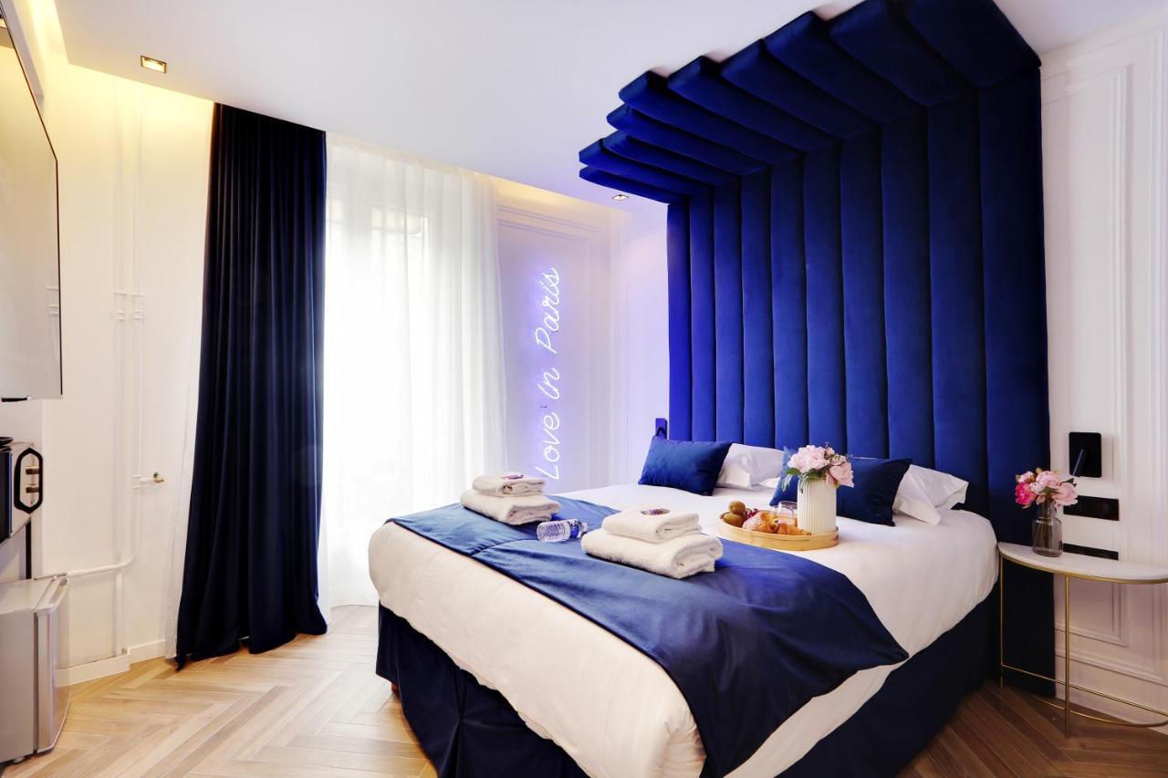 Cmg - Chatelet - * Paris