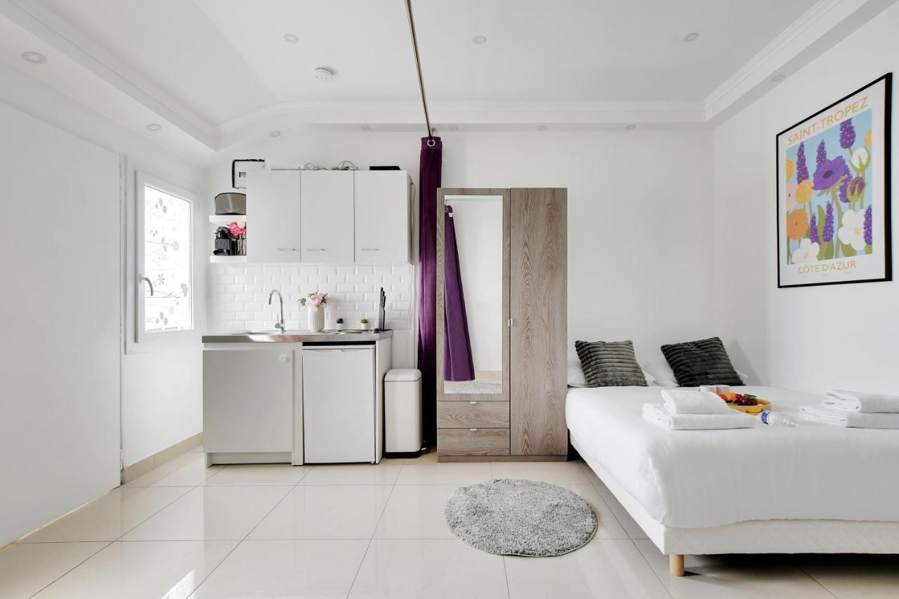 Cmg Studio Place Voltaire * Paris