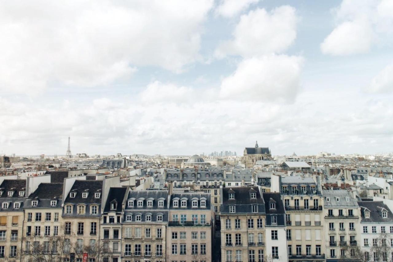 Modern 1 Bedroom Close Sacre Coeur Paris