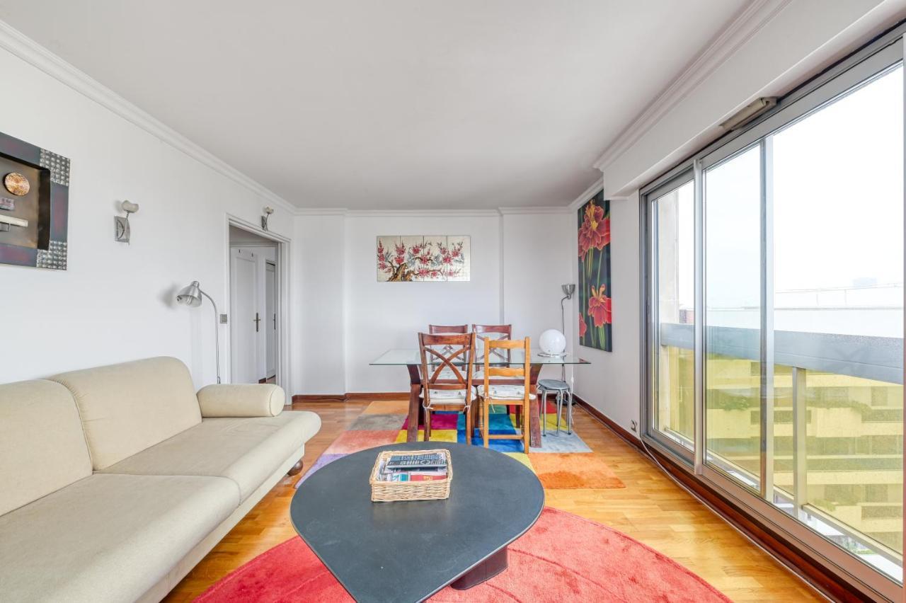 Apartment Panoramic View Of Paris