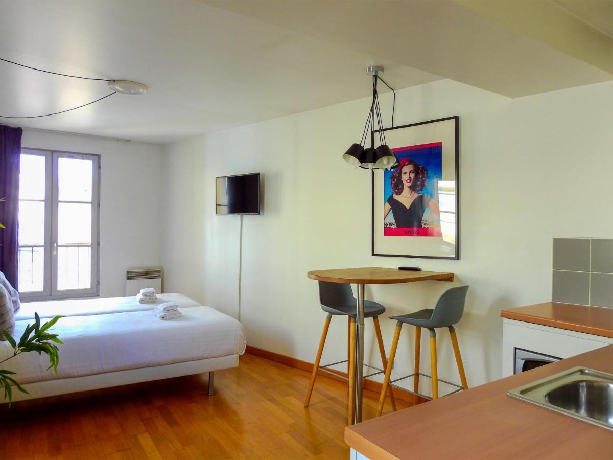 Apartment Charmant Studio Dans Un Immeuble 5 *
