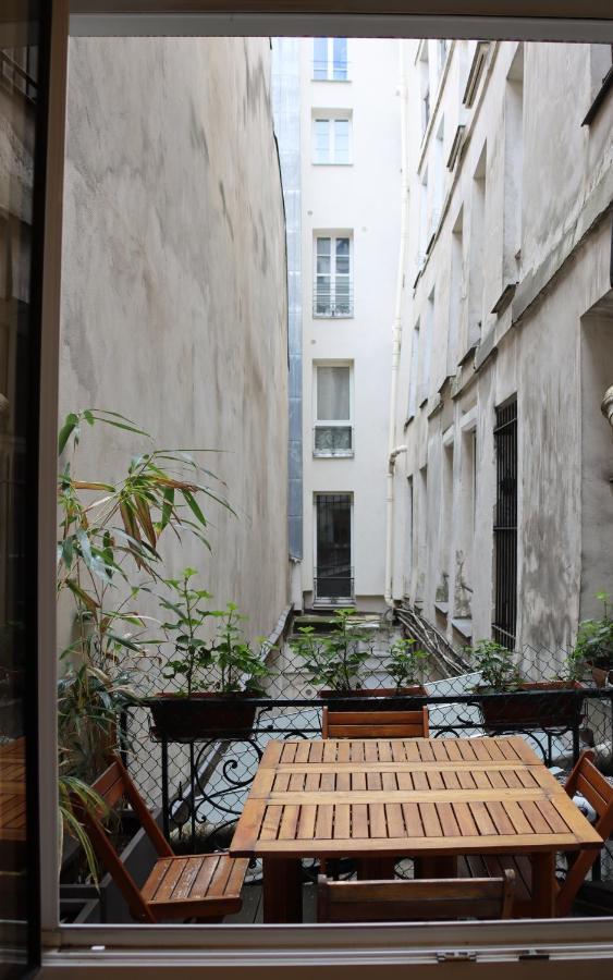 Superbe T3 Terrasse Coeur De Historique Paris