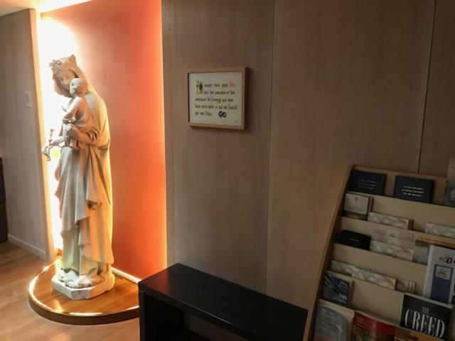 Adveniat * Paris