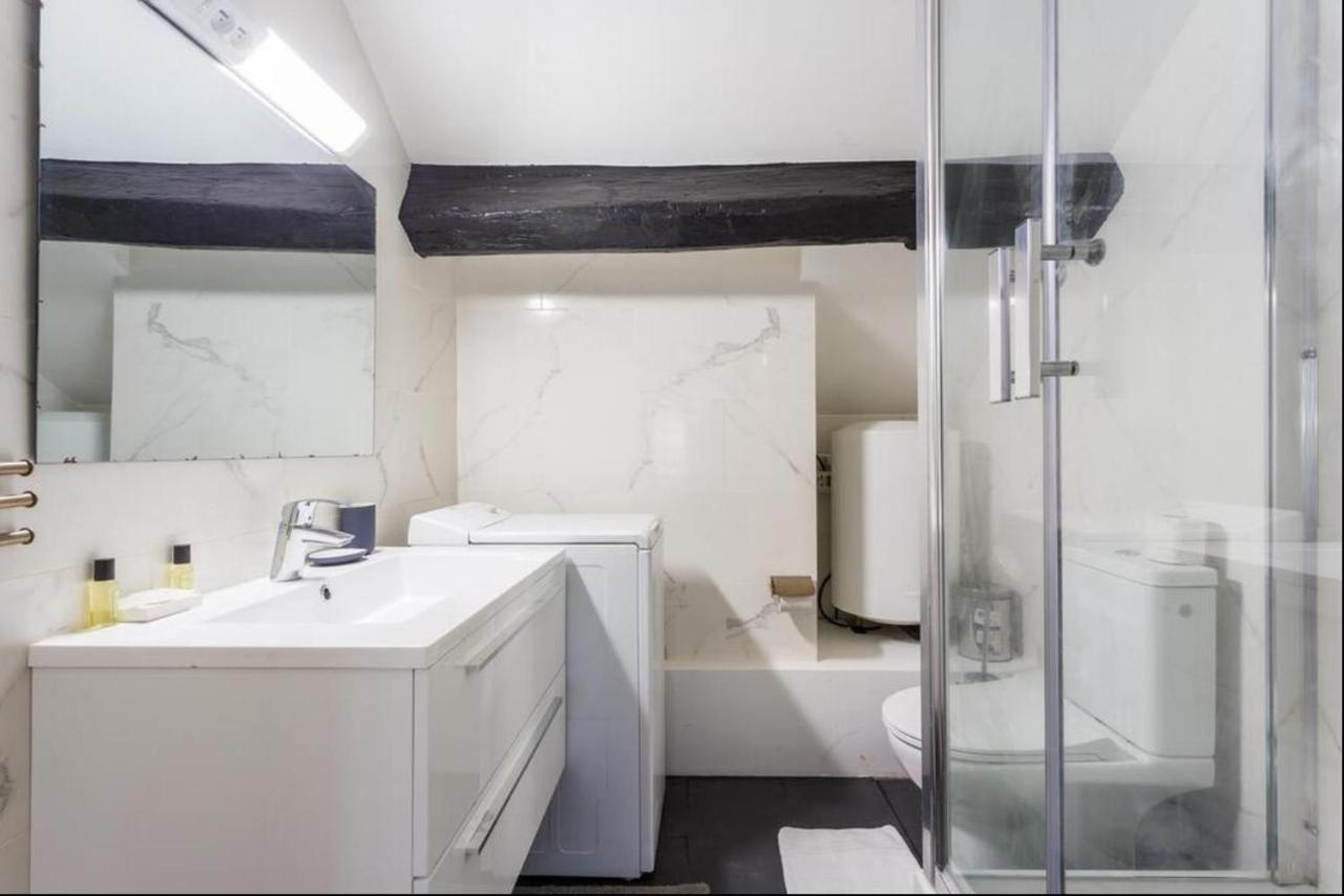 Grands Boulevards - 51 - Appartement *
