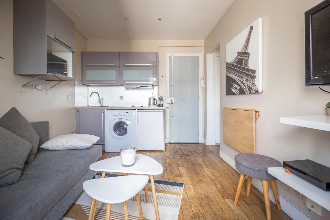 Petit Havre De Paix De 27m2 à Montmartre Appartement Paris