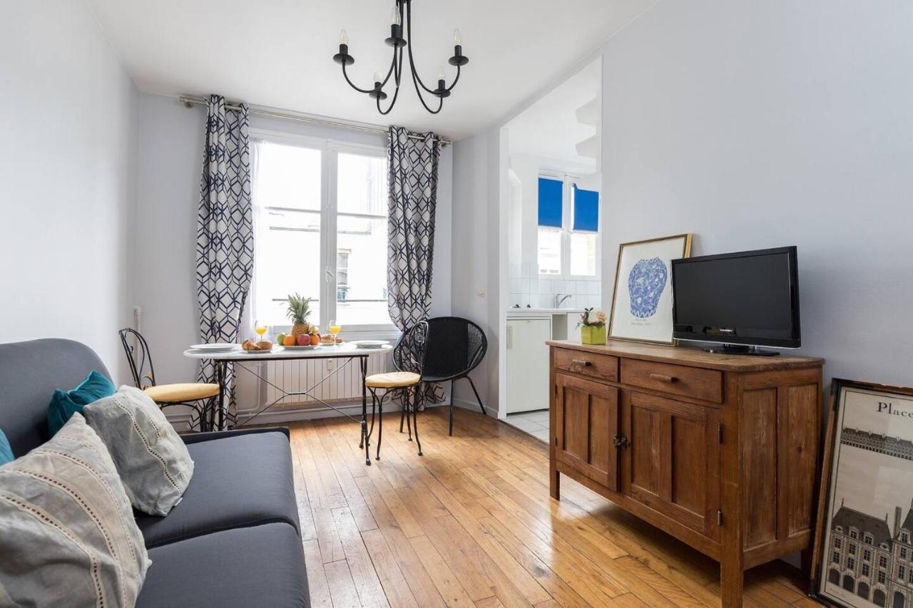 Appartement Marais - Place Des Vosges *