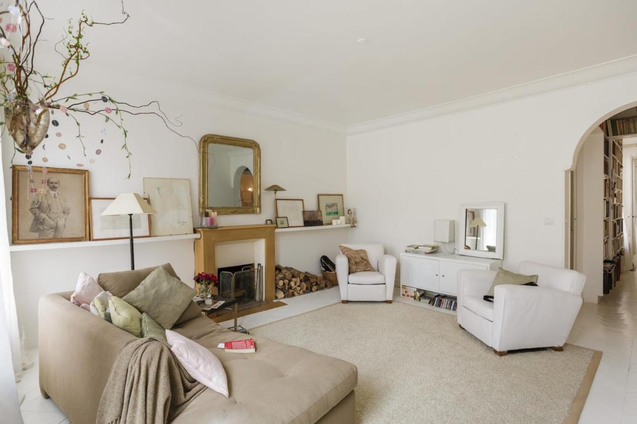 Spacious T2 Boulevard Beaumarchais *