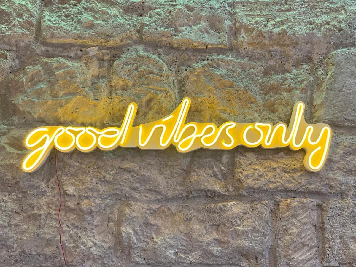 Apartment Good Vibes Luxurious Loft In 11th, With Ac & Table Football Paris