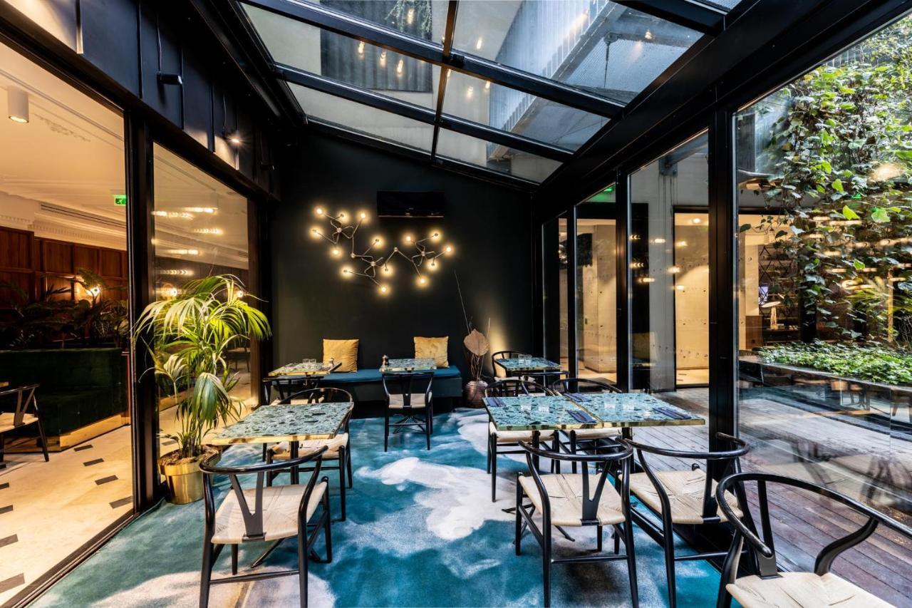 Hotel Parister Piscine & Paris
