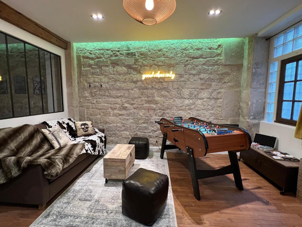 Good Vibes Luxurious Loft In 11th, With Ac & Table Football Apartment *