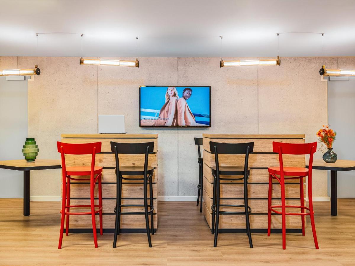 Novotel Vaugirard Montparnasse Hotel 4*
