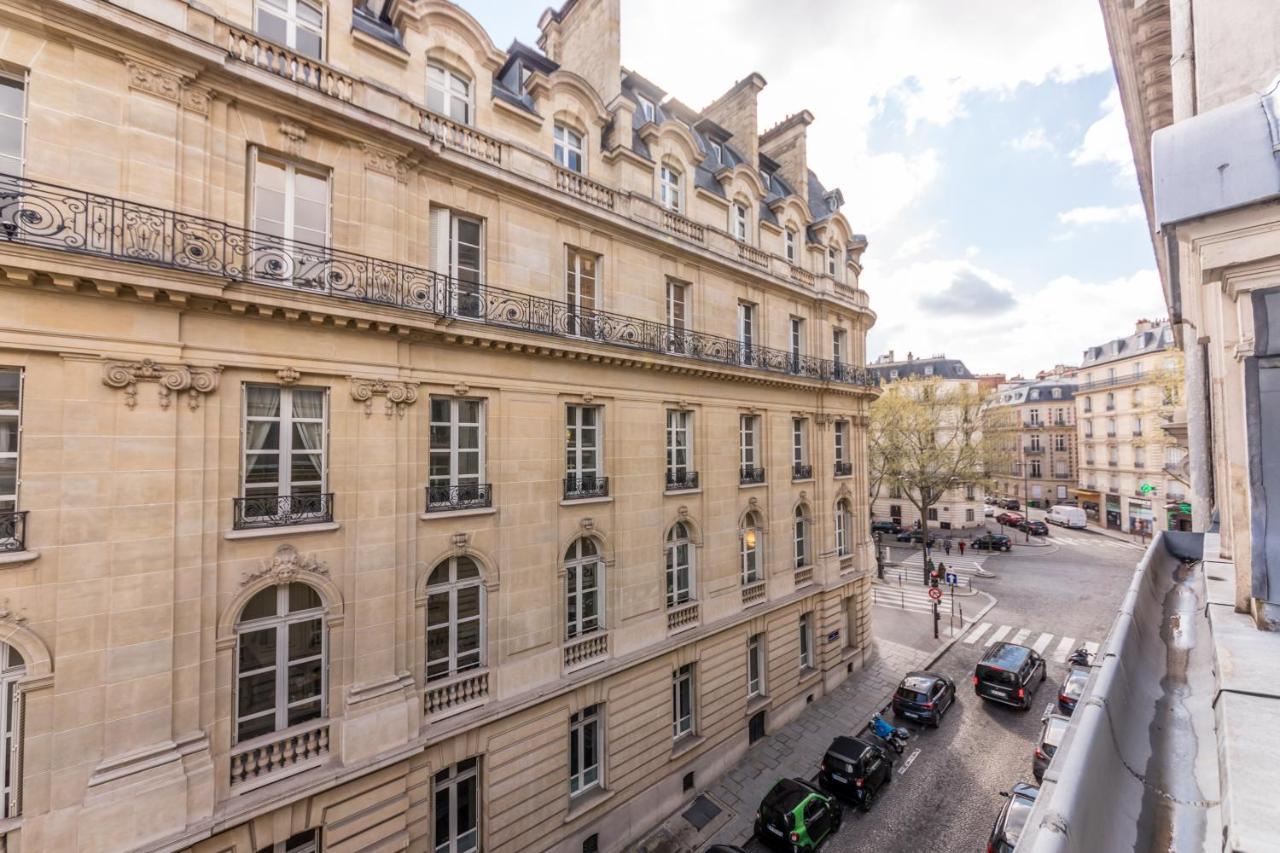 Ws Champs-elysees - Colomb * Paris
