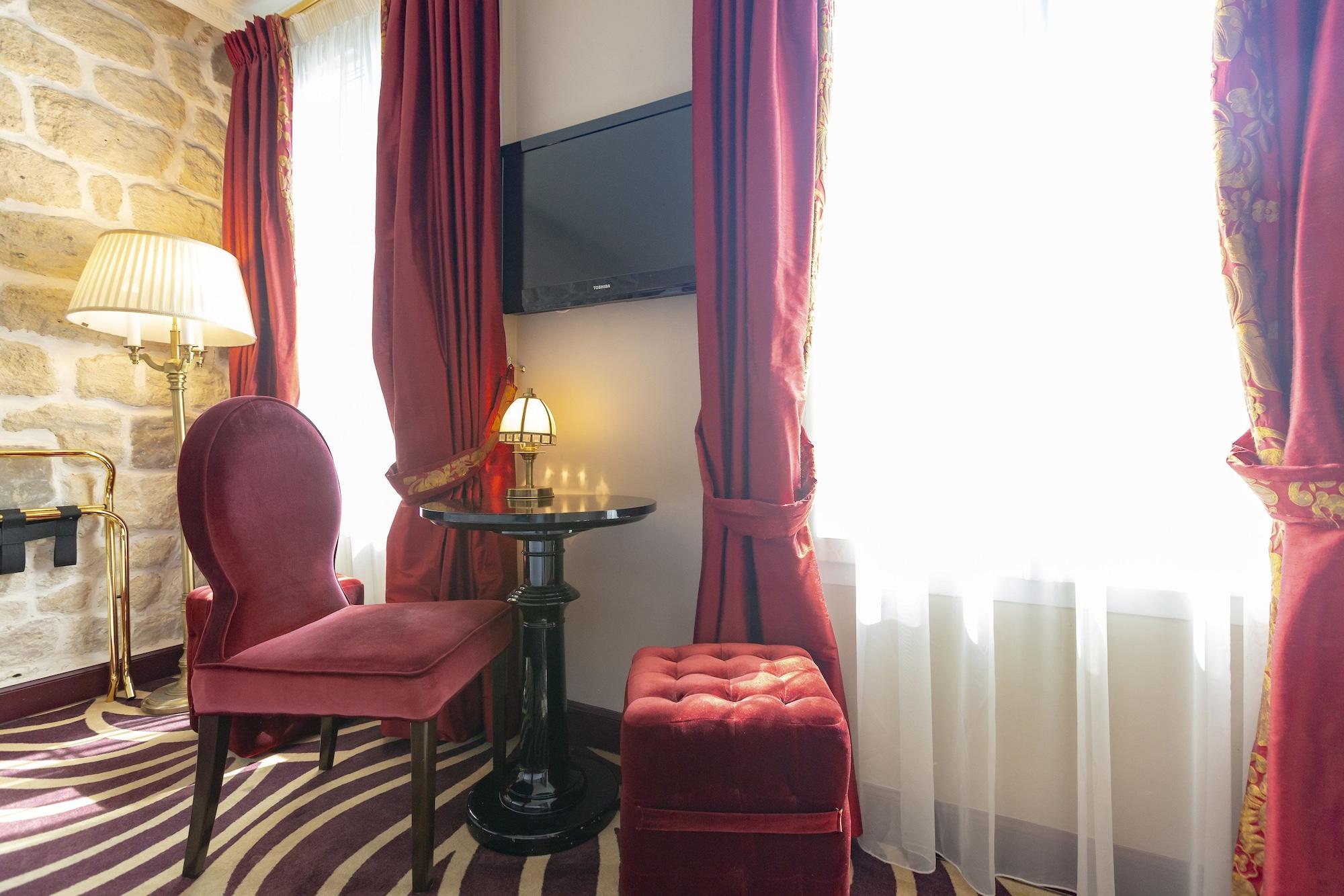 Hotel Du Beaumont 4*