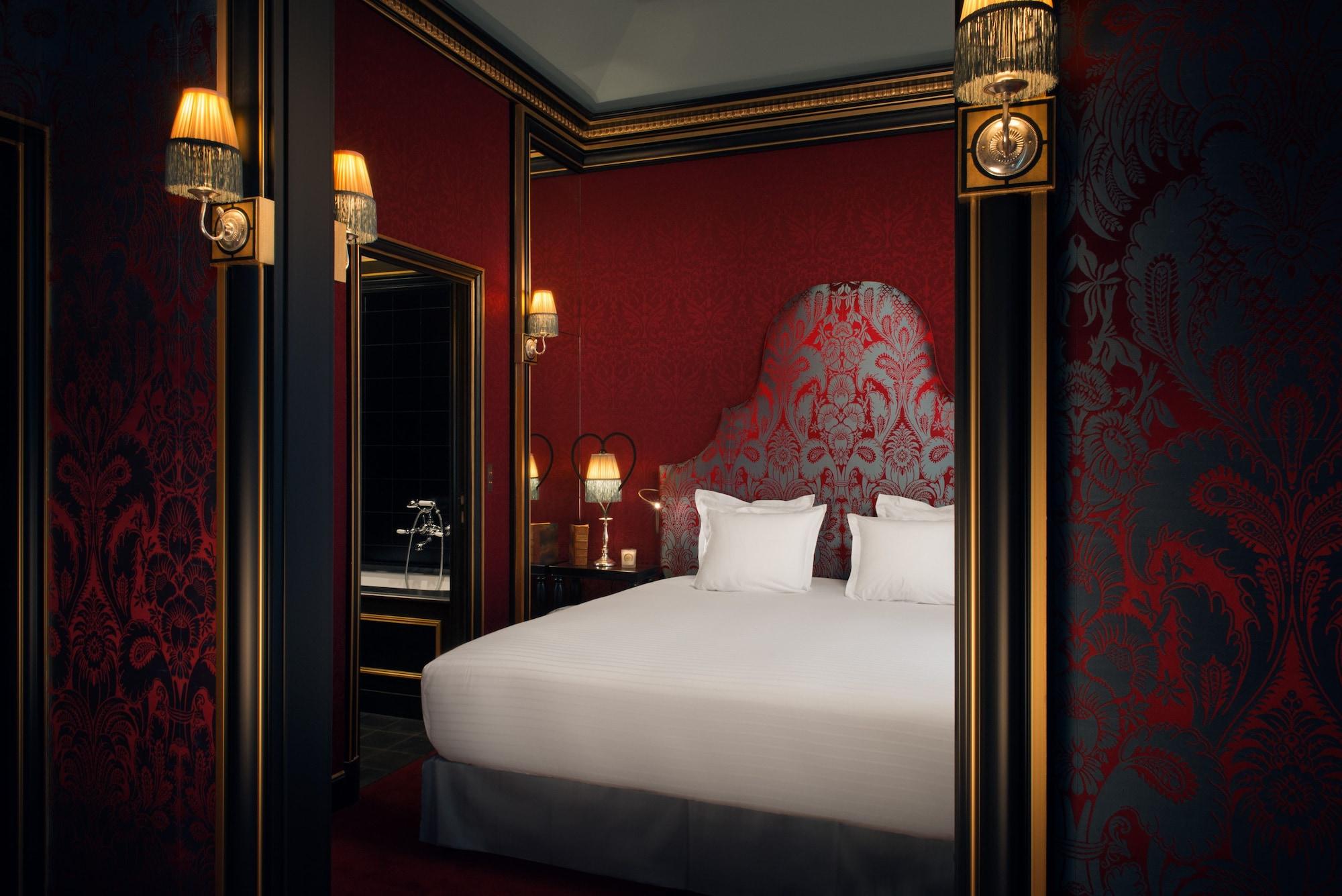 Maison Souquet, & 5* Paris