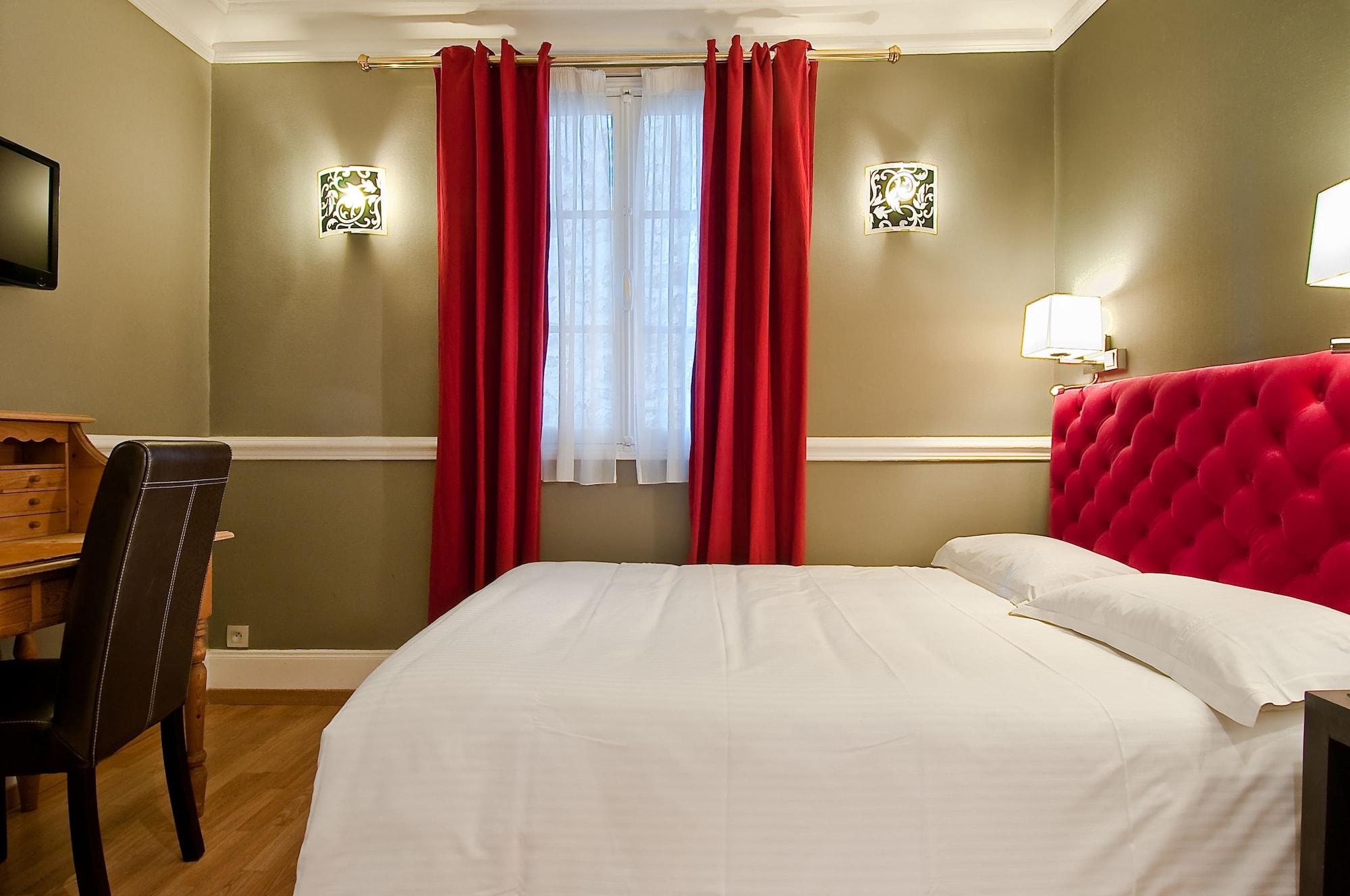 Claude Bernard Saint-germain Hotel 3*