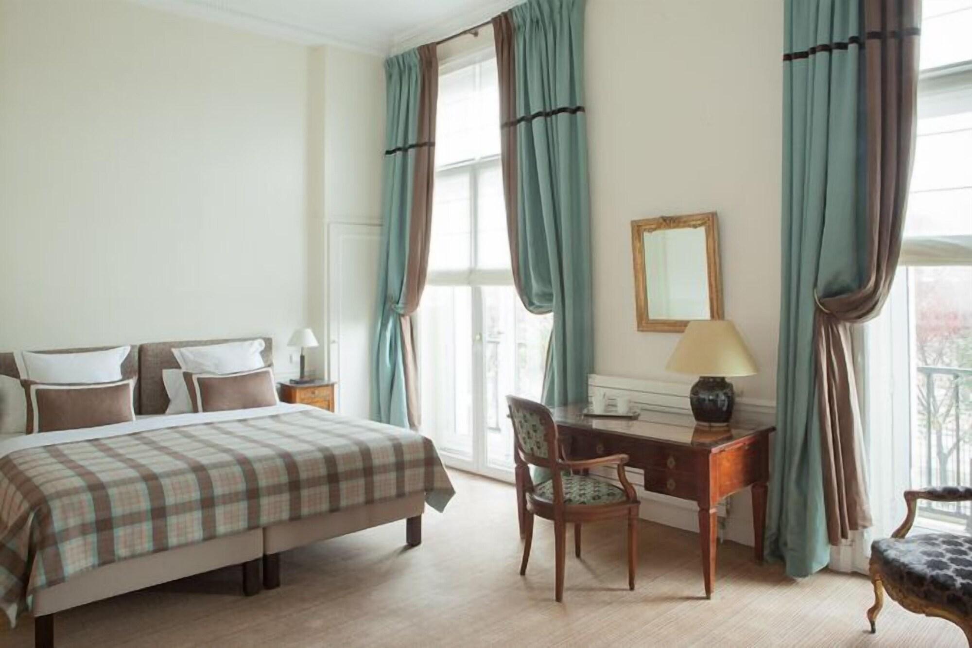 Brighton - Esprit De France Hotel