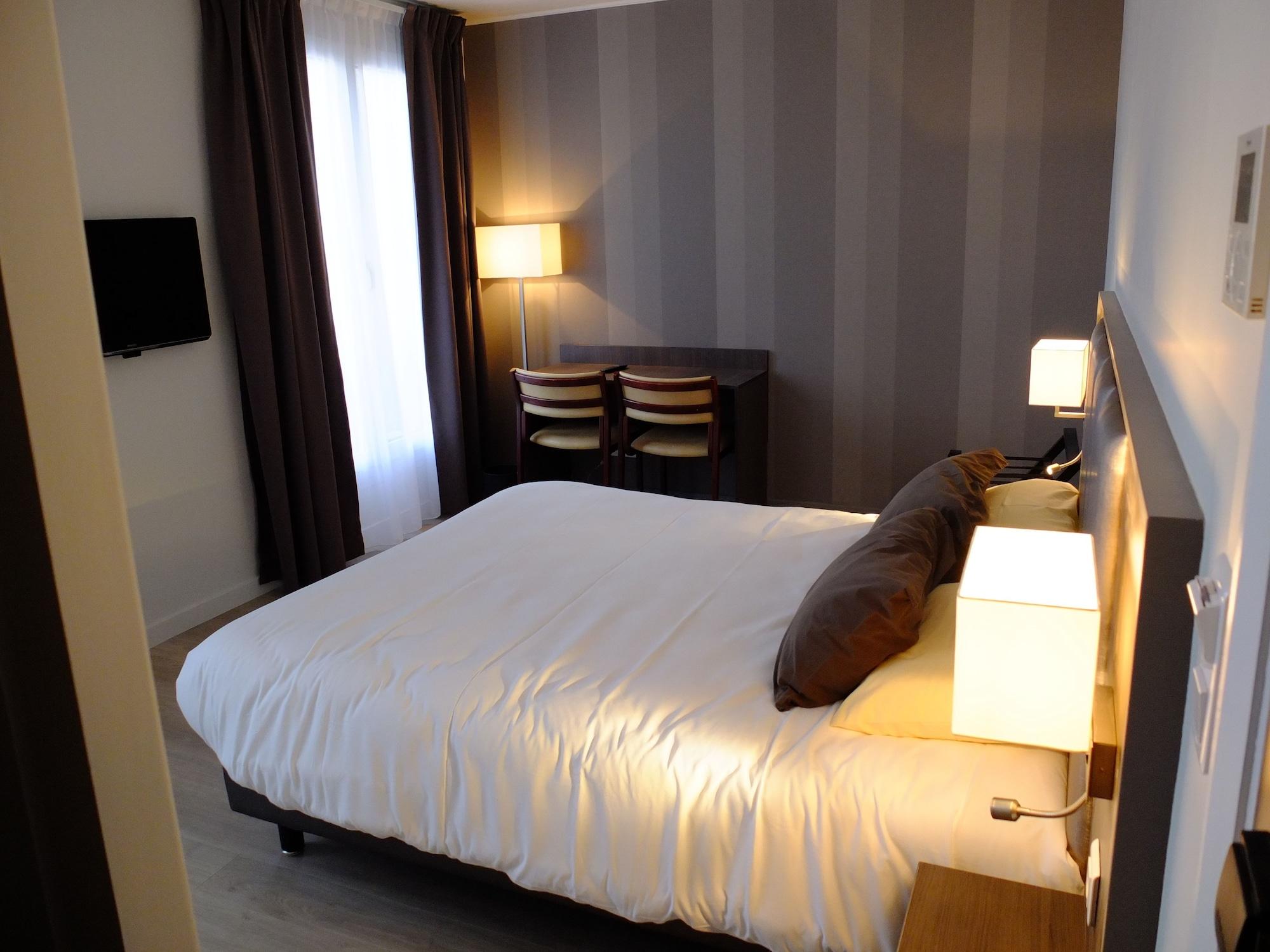 De Flore 3* Paris