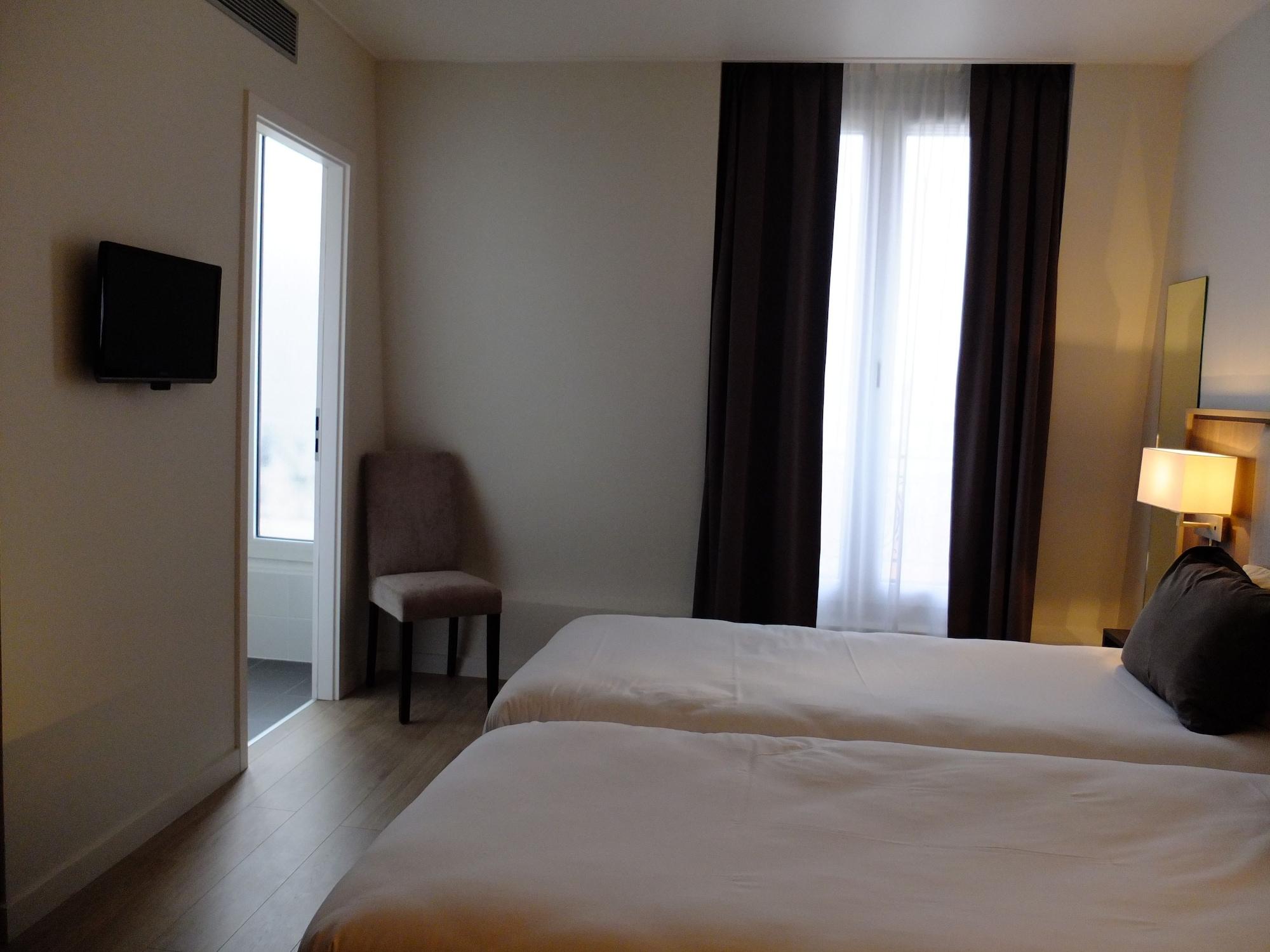 De Flore 3* Paris